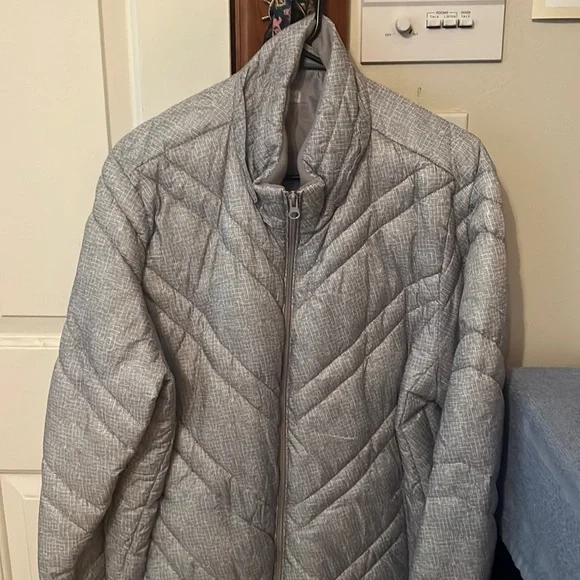 XERSION Light Grey Patterned Puffer jacket - Picture 1 of 1